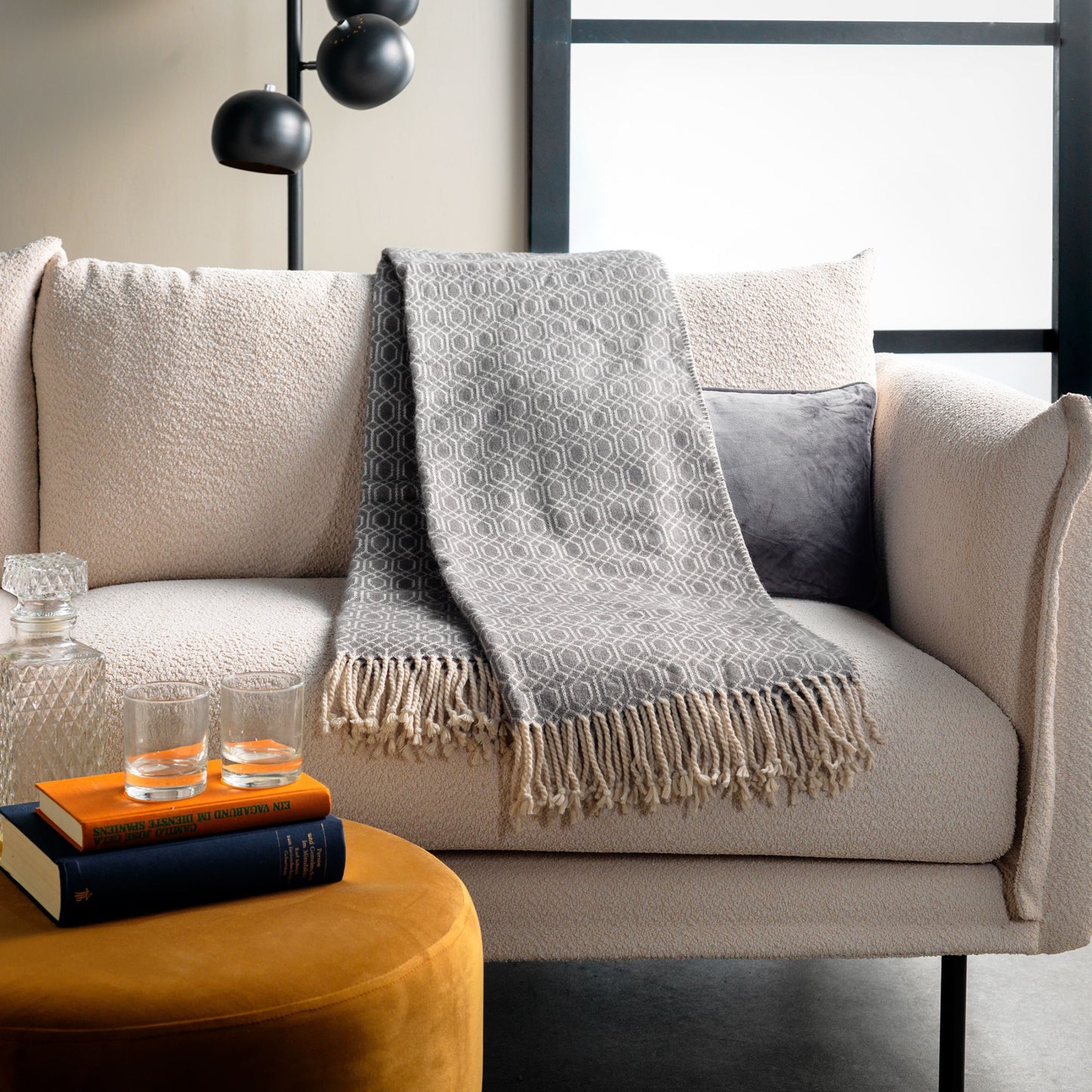 KUSCHELDECKE GRAU